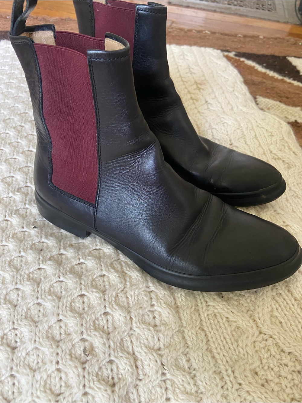 Jil Sander Black Leather Chelsea Boots with Burgundy Elastic 6.5 - Picture 7 of 12